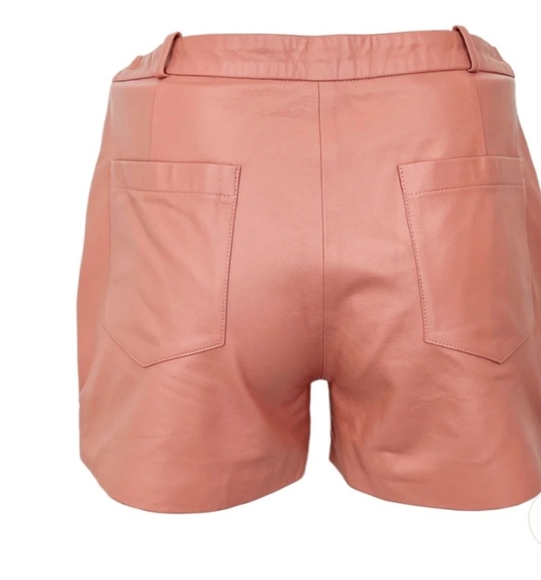 💕NWT Zeynap Arcay Pink Leather Shorts - Picture 2 of 11
